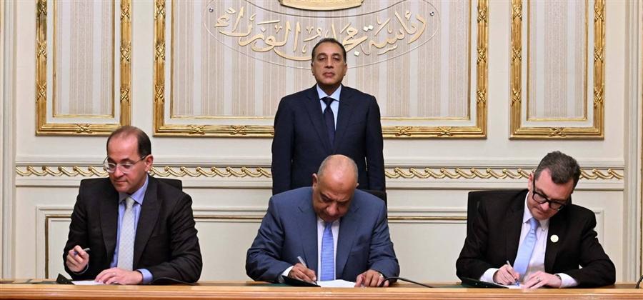 Egypt signs EGP 60B power grid funding protocol to back renewable energy expansion